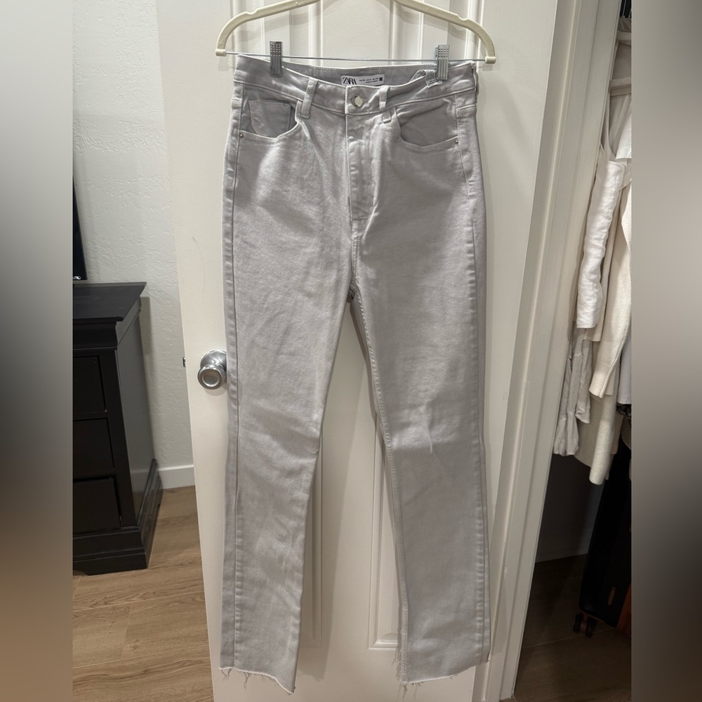 Zara pants in Light Gray